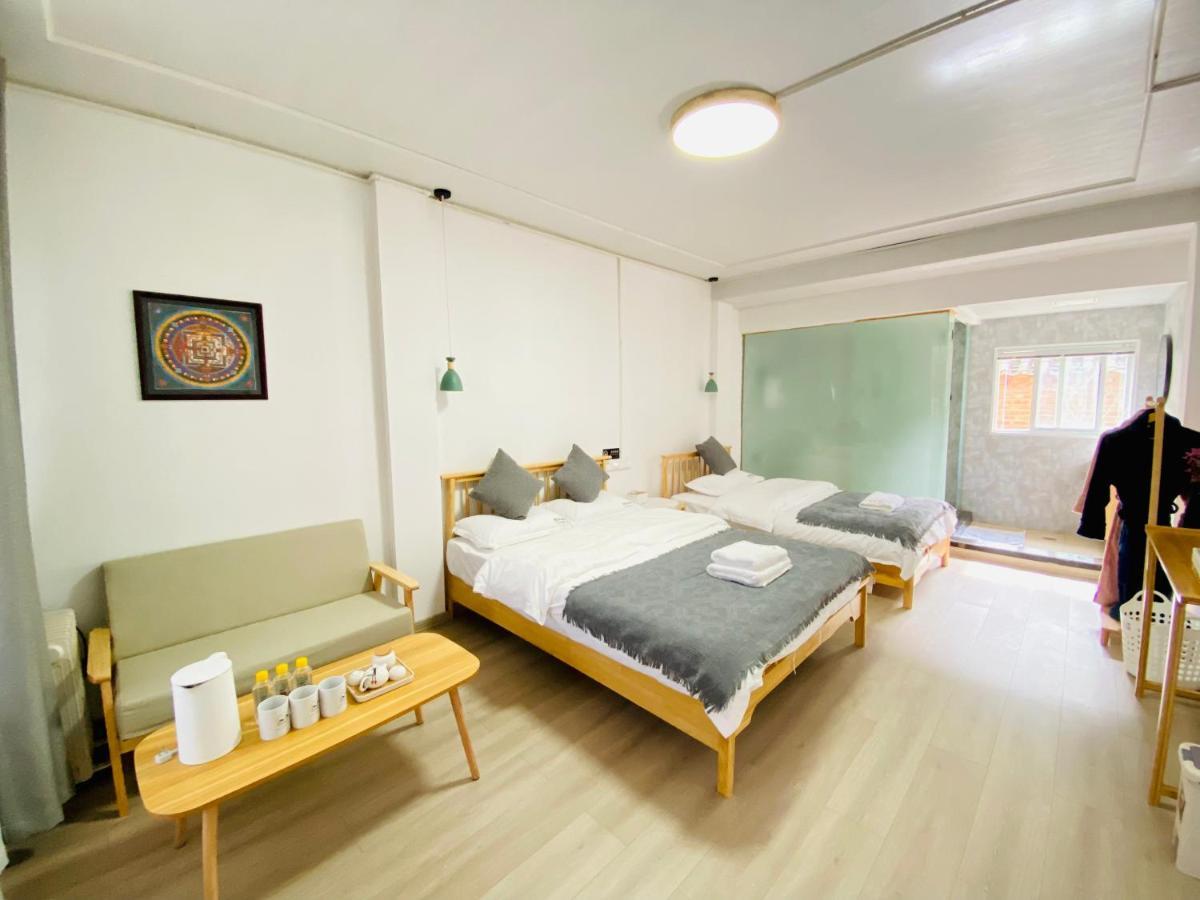 雪湖轻奢民宿 Snowlake Inn Shangri-La Buitenkant foto